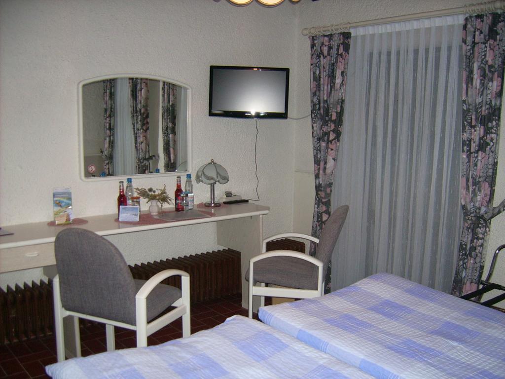 Gaestehaus Hochrhoenblick Schonau an der Brend Номер фото