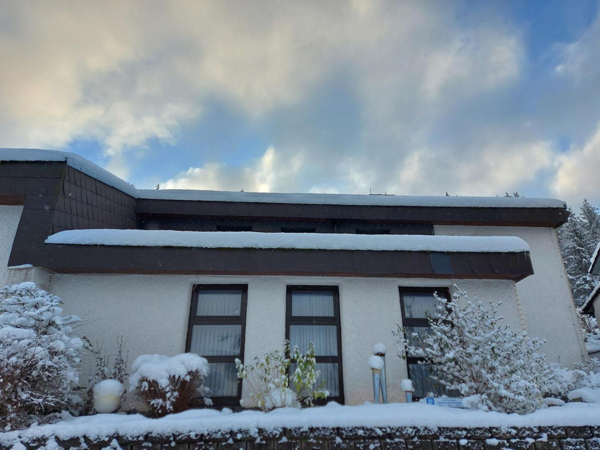 Gaestehaus Hochrhoenblick Schonau an der Brend Екстер'єр фото