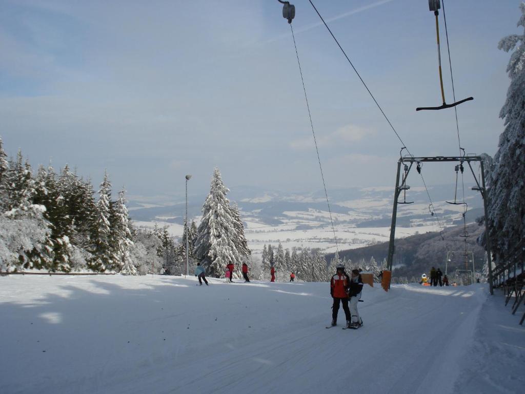 Gaestehaus Hochrhoenblick Schonau an der Brend Екстер'єр фото