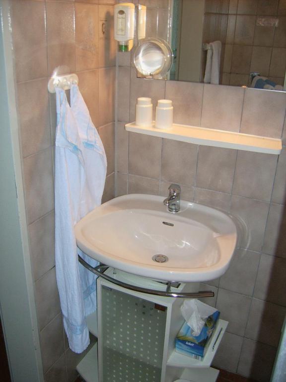 Gaestehaus Hochrhoenblick Schonau an der Brend Номер фото